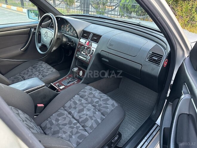 Mercedes C 180 1998, 126,000 km - 1.8 l - Bakı