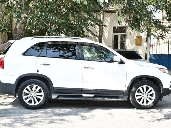Kia Sorento 2011, 106,000 km - 2.0 l - Bakı