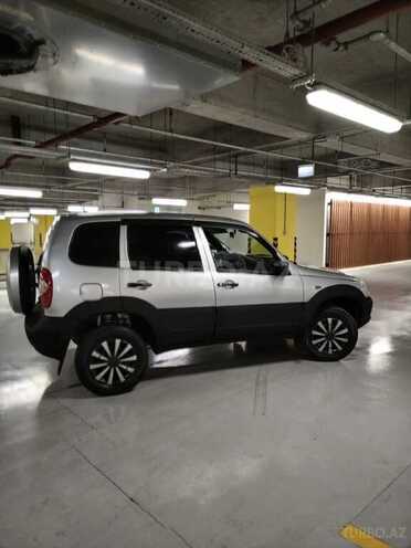 Chevrolet Niva 2010, 100,000 km - 1.7 l - Gəncə