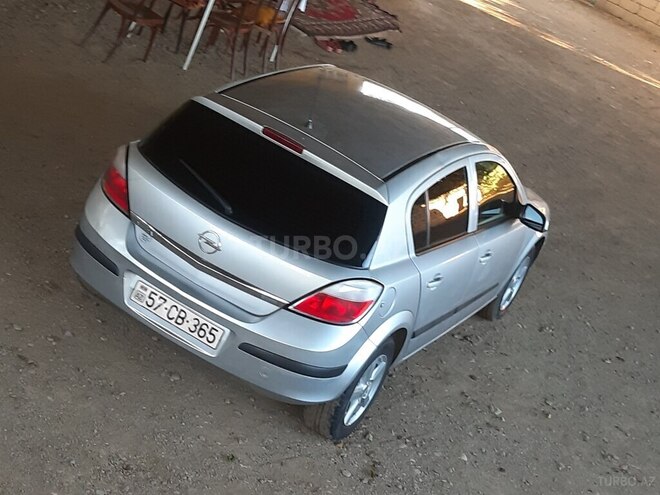 Opel Astra 2005, 250,000 km - 1.3 l - Gəncə