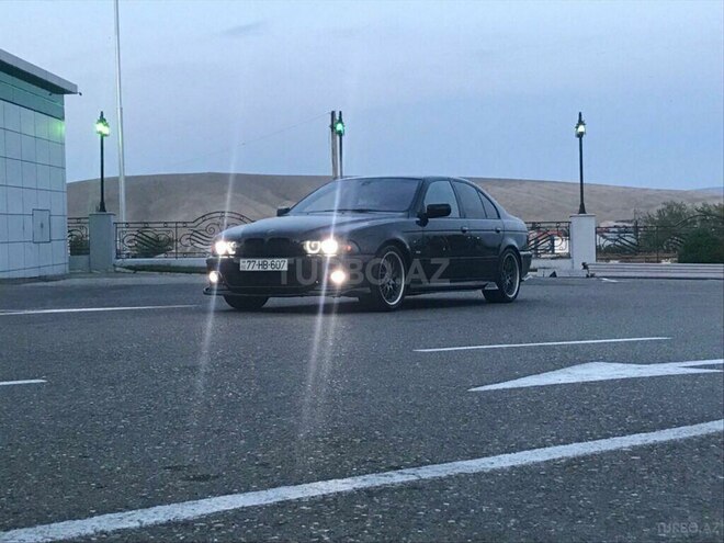 BMW 525 2001, 260,000 km - 2.5 l - Bakı
