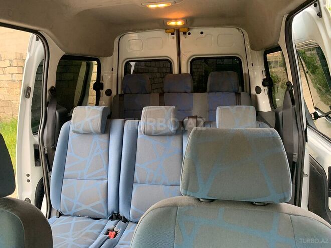 Ford Tourneo Connect 2010, 284,000 km - 1.8 л - Bakı