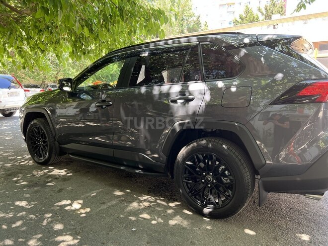 Toyota RAV4 2022, 8,500 km - 2.0 l - Bakı