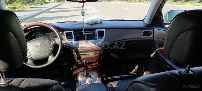 Hyundai Genesis 2010, 245,000 km - 3.8 л - Gəncə