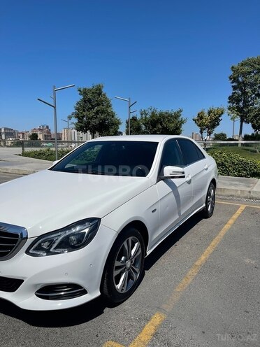 Mercedes E 220 2014, 251,900 km - 2.2 l - Bakı
