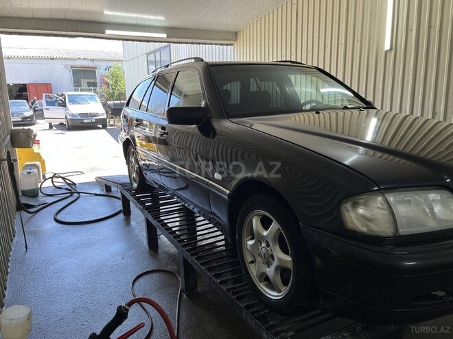 Mercedes C 250 1998, 283,895 km - 2.5 l - Bakı