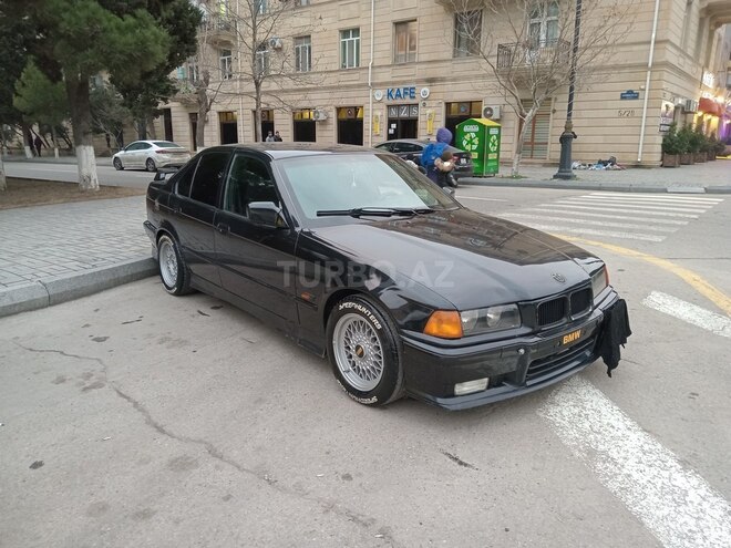 BMW 320 1995, 251,000 km - 2.0 л - Sumqayıt