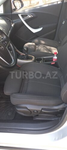 Opel Astra 2011, 220,000 km - 1.3 л - Sumqayıt
