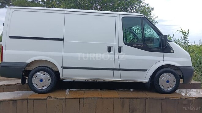 Ford Transit 2009, 187,143 km - 2.5 l - Masallı