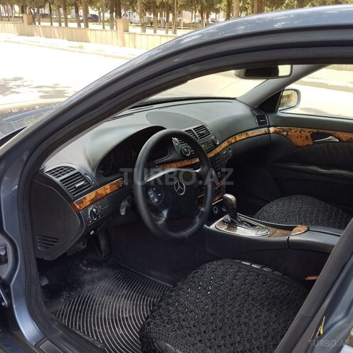 Mercedes E 220 2004, 345,000 km - 2.2 l - Gəncə