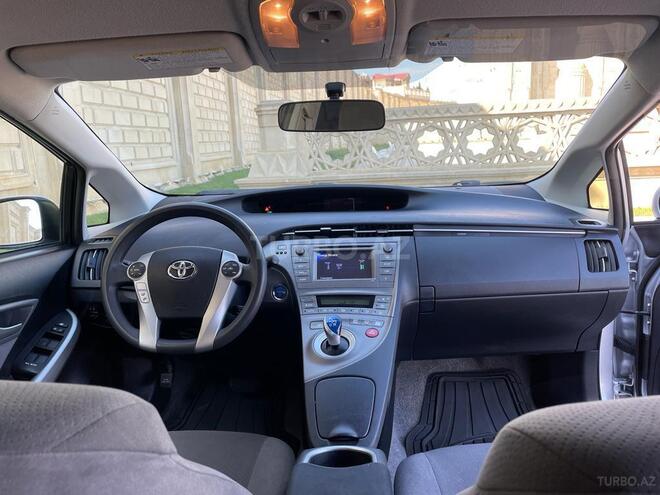 Toyota Prius 2014, 175,000 km - 1.8 l - Bakı