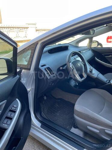 Toyota Prius 2014, 175,000 km - 1.8 l - Bakı