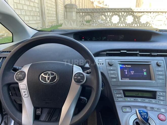 Toyota Prius 2014, 175,000 km - 1.8 l - Bakı