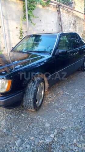 Mercedes E 200 1992, 667,000 km - 2.0 л - Şəki