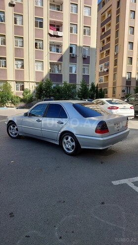 Mercedes C 200 1997, 215,000 km - 2.0 l - Bakı