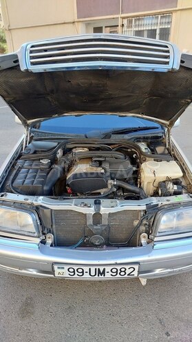 Mercedes C 200 1997, 215,000 km - 2.0 l - Bakı