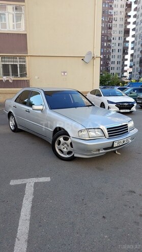 Mercedes C 200 1997, 215,000 km - 2.0 l - Bakı