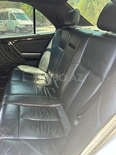 Mercedes C 220 1996, 350,000 km - 2.2 l - Bakı