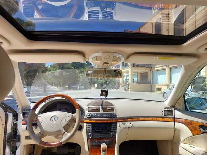 Mercedes E 240 2004, 153,000 km - 2.6 l - Xırdalan