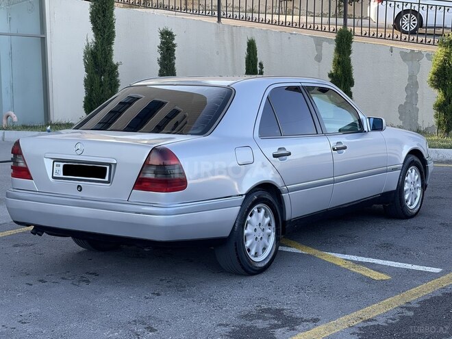 Mercedes C 220 1996, 358,321 km - 2.2 l - Bakı