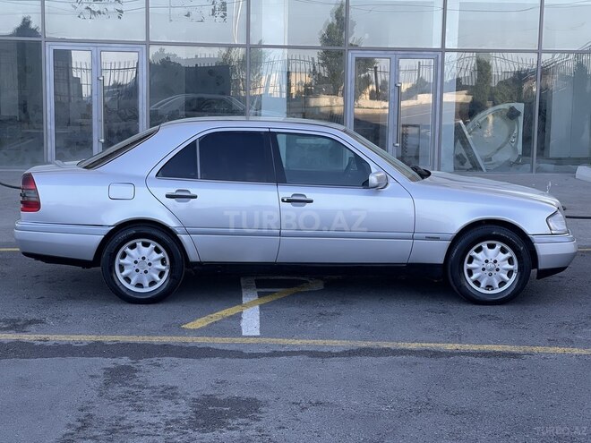 Mercedes C 220 1996, 358,321 km - 2.2 l - Bakı