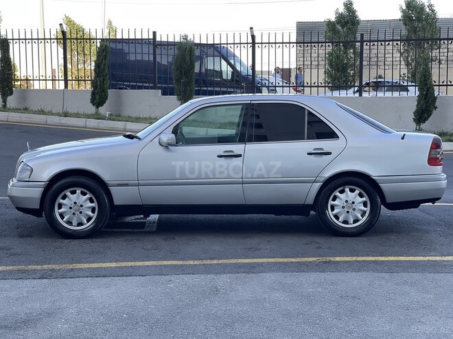 Mercedes C 220 1996, 358,321 km - 2.2 l - Bakı