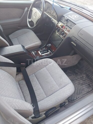 Mercedes C 220 1995, 341,000 km - 2.2 л - Daşkəsən