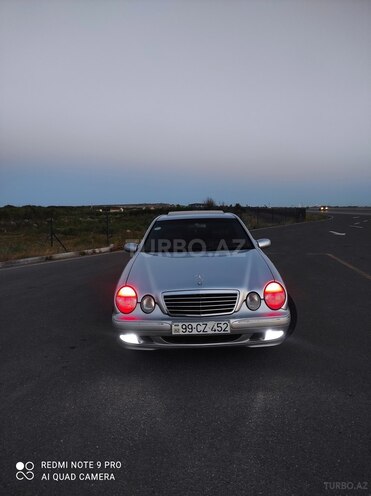 Mercedes E 280 2000, 420,000 km - 2.8 л - Salyan