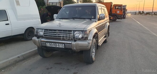 Mitsubishi Pajero 1992, 350,000 km - 2.5 l - Bakı