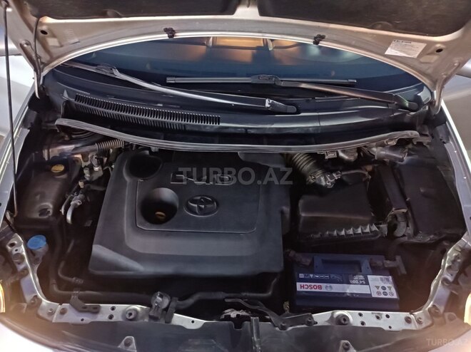 Toyota Auris 2009, 285,000 km - 1.4 л - Bakı