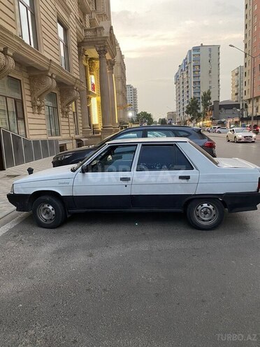 Renault 19 1995, 234,000 km - 1.4 l - Bakı