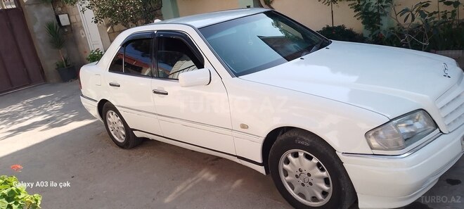 Mercedes C 220 1995, 536,562 km - 2.2 l - Sumqayıt
