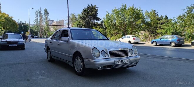Mercedes E 220 1998, 500,000 km - 2.2 l - Bakı