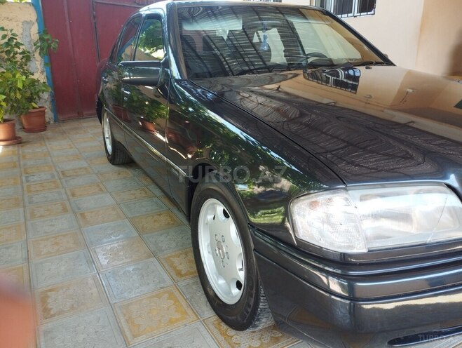 Mercedes C 200 1995, 400,000 km - 2.0 л - Bərdə