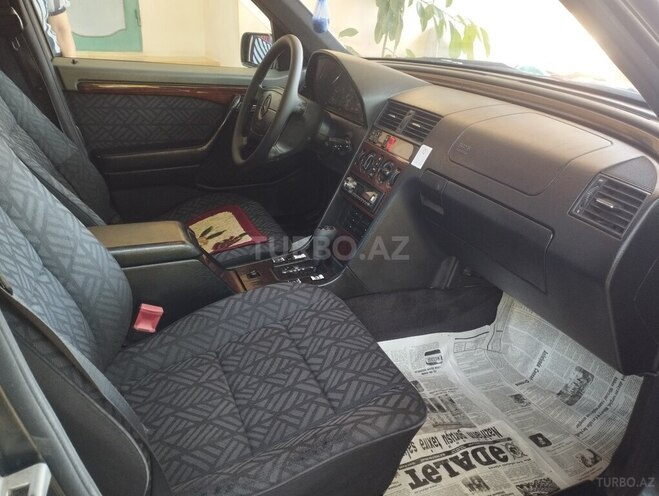 Mercedes C 200 1995, 400,000 km - 2.0 л - Bərdə