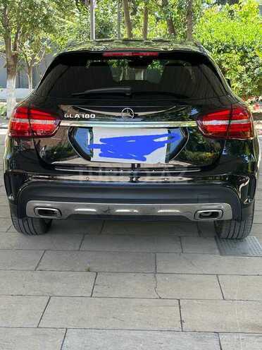 Mercedes  2019, 22,000 km - 2.0 l - Bakı
