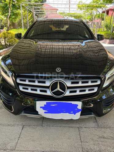 Mercedes  2019, 22,000 km - 2.0 l - Bakı