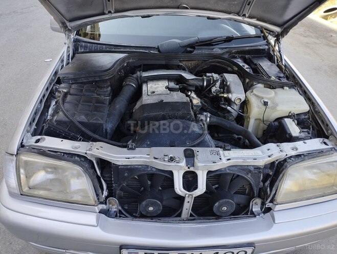 Mercedes C 180 1995, 228,000 km - 1.8 l - Bakı