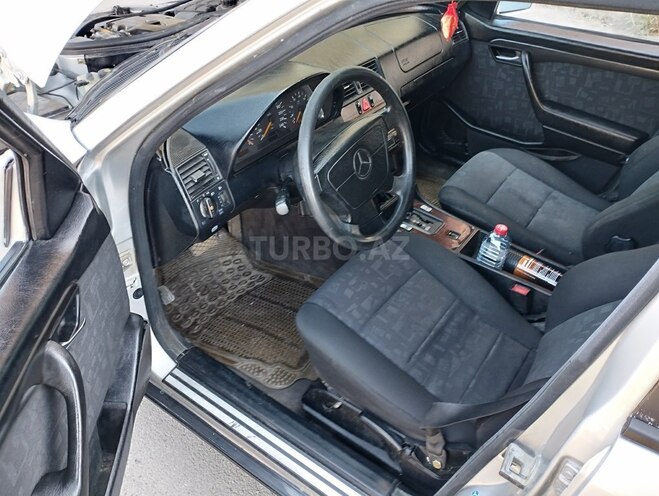 Mercedes C 180 1995, 228,000 km - 1.8 l - Bakı