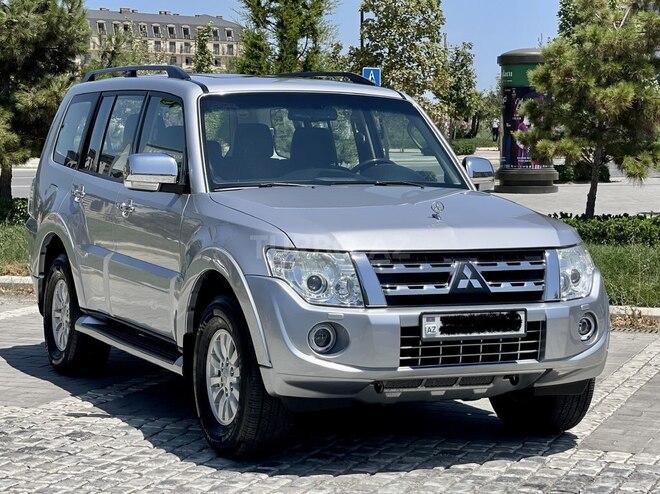Mitsubishi Pajero 2014, 149,997 km - 3.5 л - Bakı