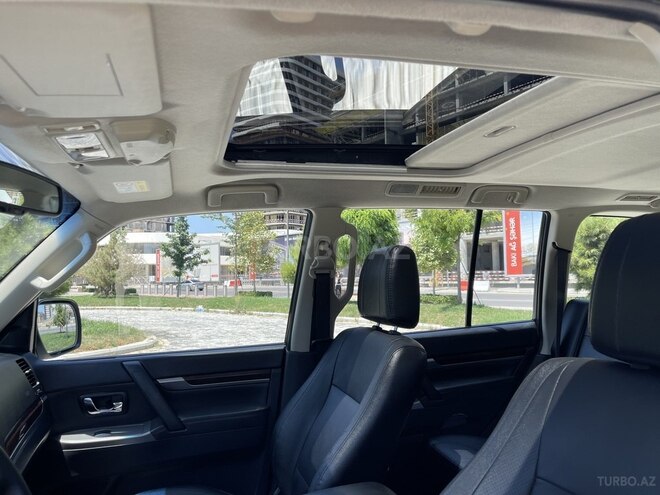 Mitsubishi Pajero 2014, 149,997 km - 3.5 л - Bakı
