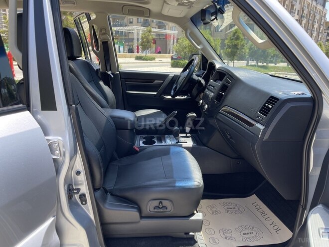 Mitsubishi Pajero 2014, 149,997 km - 3.5 л - Bakı