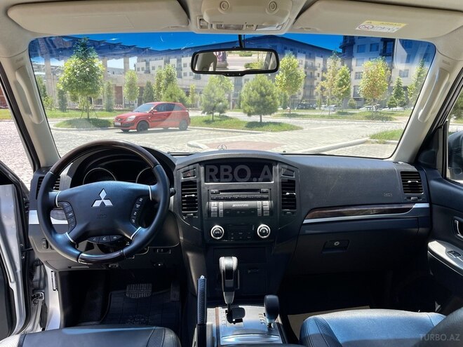 Mitsubishi Pajero 2014, 149,997 km - 3.5 л - Bakı