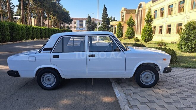LADA (VAZ) 2107 2009, 88,235 km - 1.6 l - Salyan