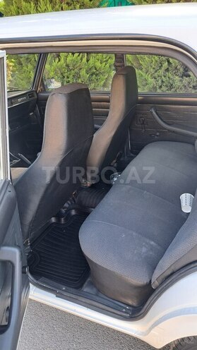 LADA (VAZ) 2107 2009, 88,235 km - 1.6 l - Salyan