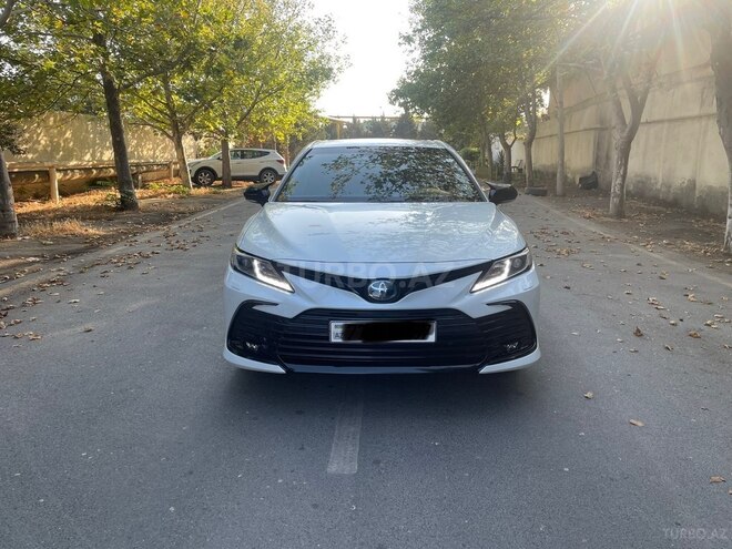 Toyota Camry 2021, 57,421 km - 2.5 l - Bakı