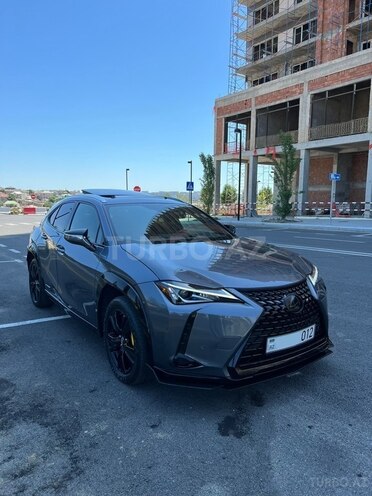Lexus UX 250h 2020, 30,000 km - 2.0 l - Bakı
