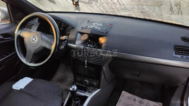 Opel Astra 2005, 332,000 km - 1.8 л - Bakı