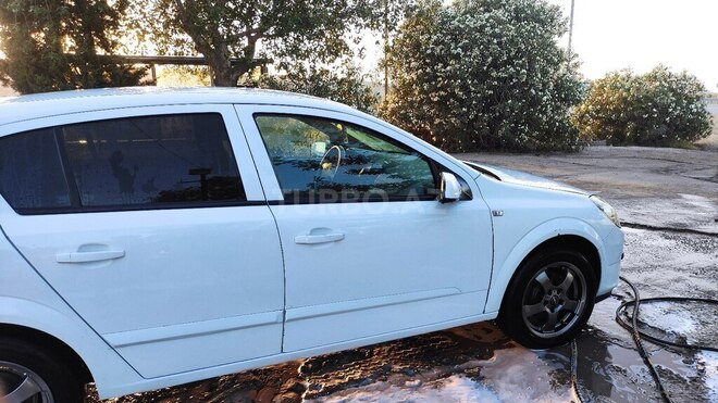 Opel Astra 2005, 332,000 km - 1.8 л - Bakı