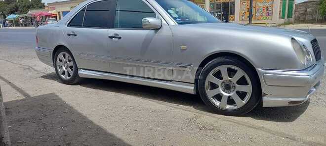 Mercedes E 320 1996, 274,000 km - 3.2 l - Bakı